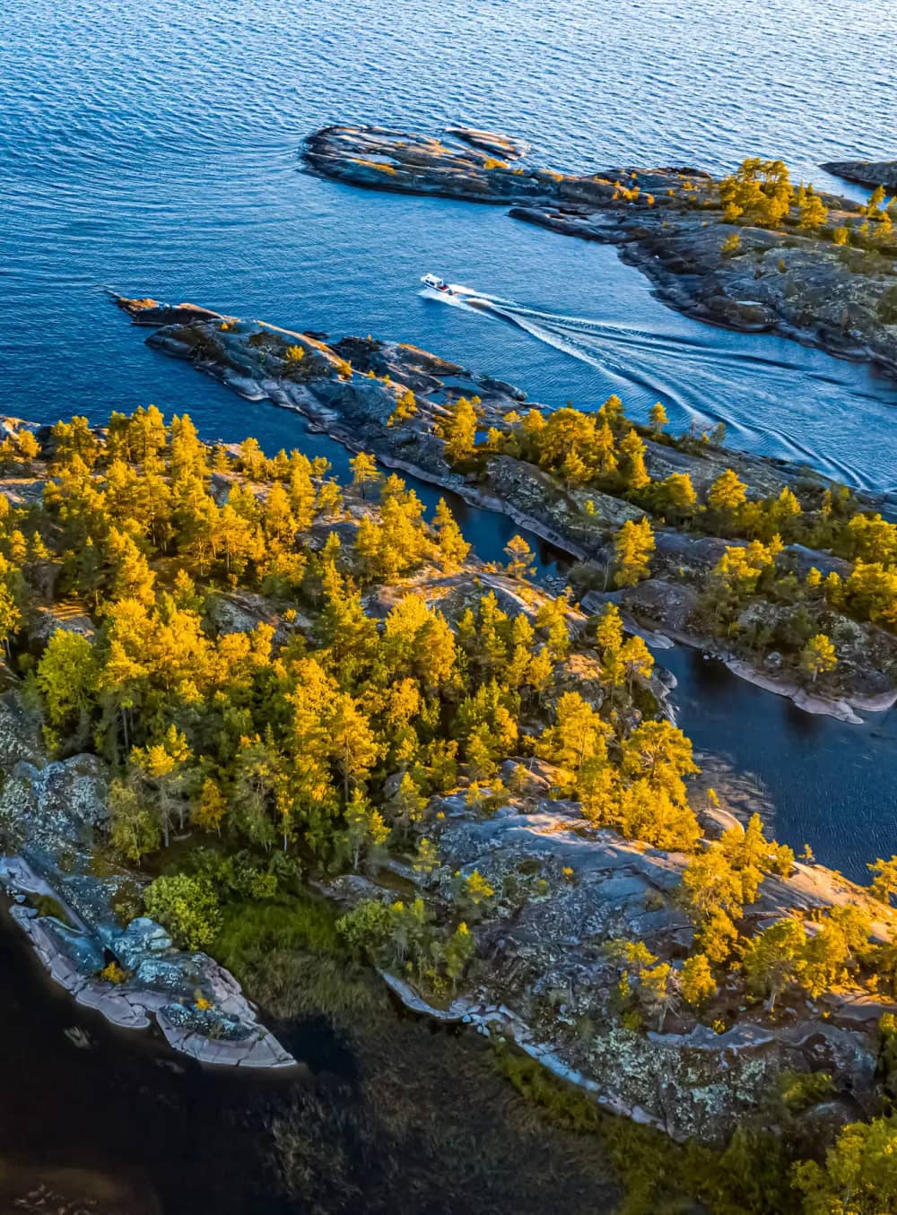 Фотография экскурсии Природа Карелии: четыре водопада и круиз на ладье по Ладожским шхерам 1