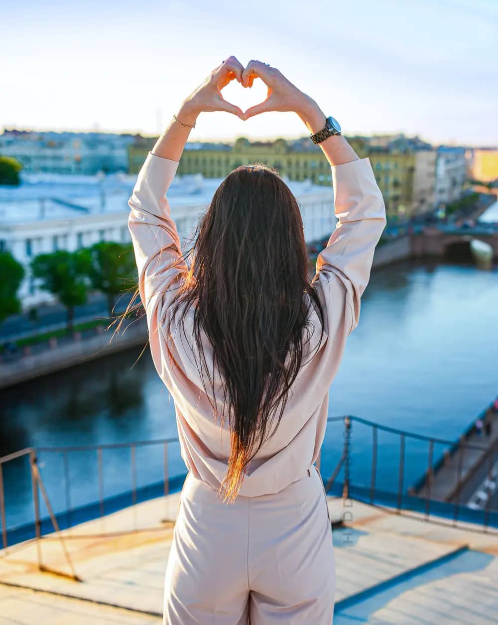 Фотография экскурсии Прогулка по-питерски: панорамная площадка, тайные дворы и парадные в мини-группе 1