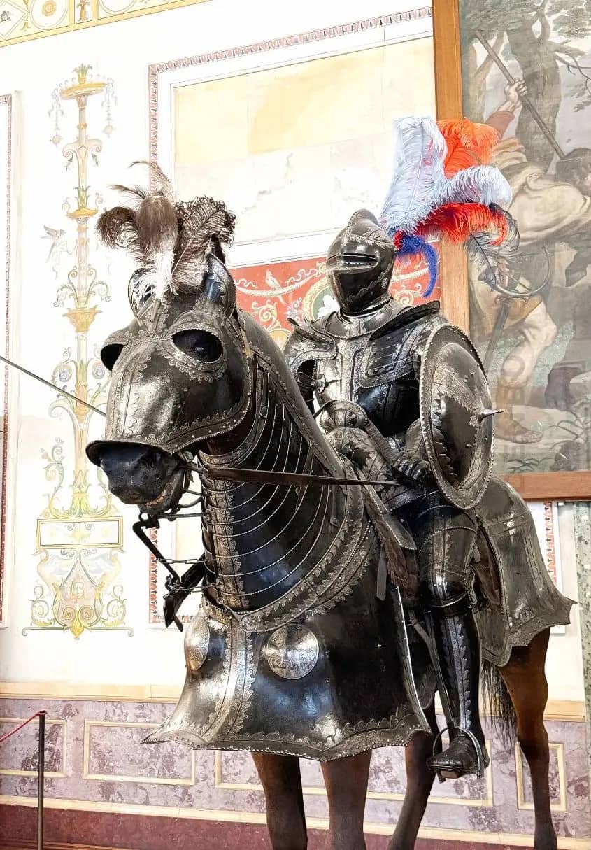 Фотография экскурсии Рыцари, гербы и легенды: экскурсия по Рыцарскому залу Эрмитажа 1